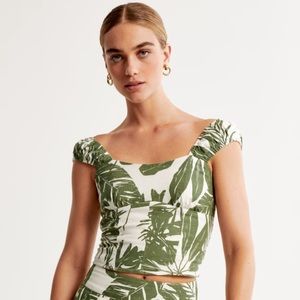 Abercrombie & Fitch Scrunch Short Sleeve Corset Top Size L